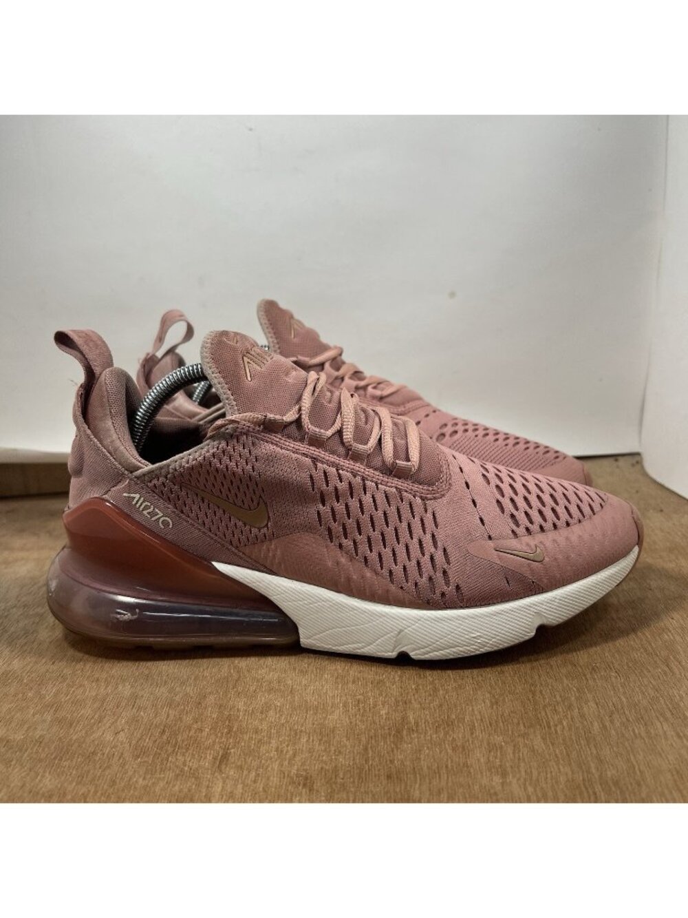 Nike Air Max 270 Rose Gold Pink Womens Size 11!Running Shoes Sneaker BQ0969-600